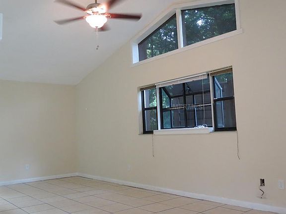 5th image of 1303 Indiana Ave