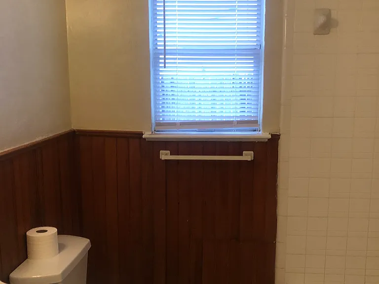1109 Alameda Ave — Photo 10