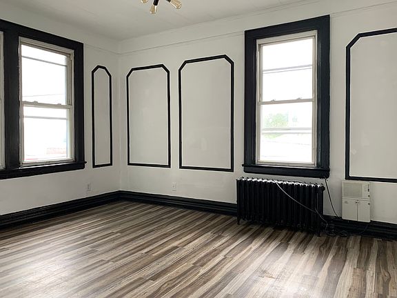 4th image of 214 Mallory Ave #50E