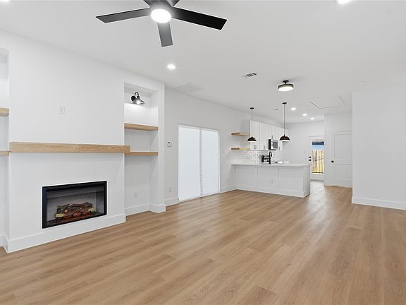 3rd image of 4222 Copeland Ave