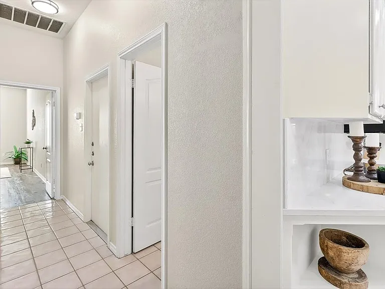 15222 Isla Pinta Ct — Photo 29