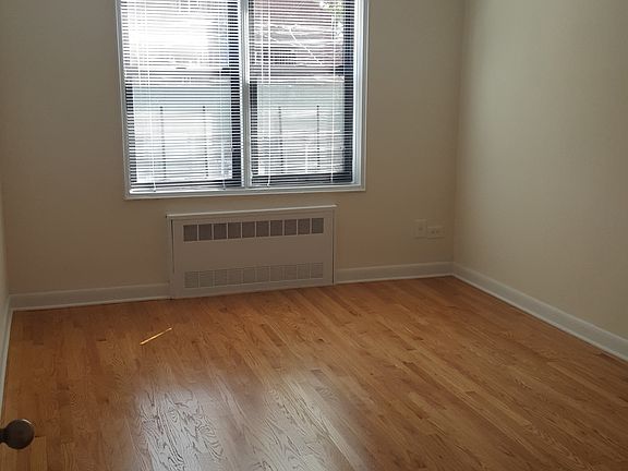 3rd image of 14021 84th Dr #207