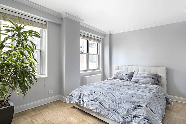Sold by Compass | media 5