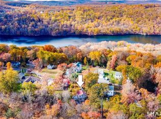 11 Oak Rd, New Milford, CT 06776