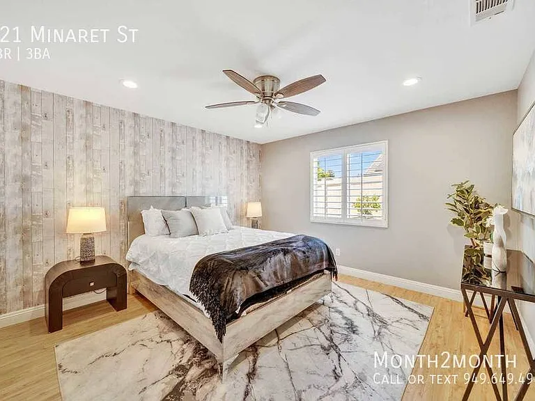 421 Minaret St — Photo 30