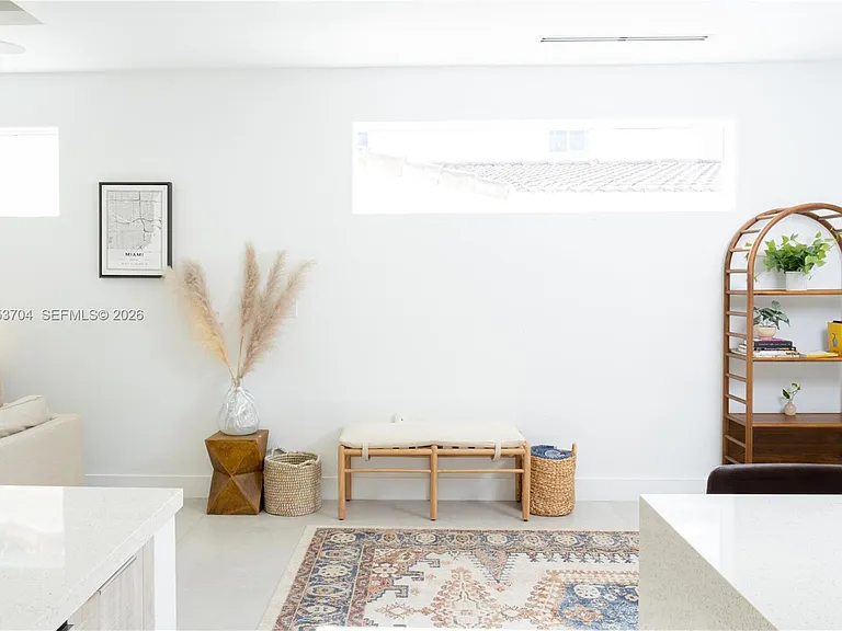 3524 SW 25th Ter — Photo 12