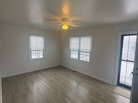 3rd image of 4401 Hale Ave