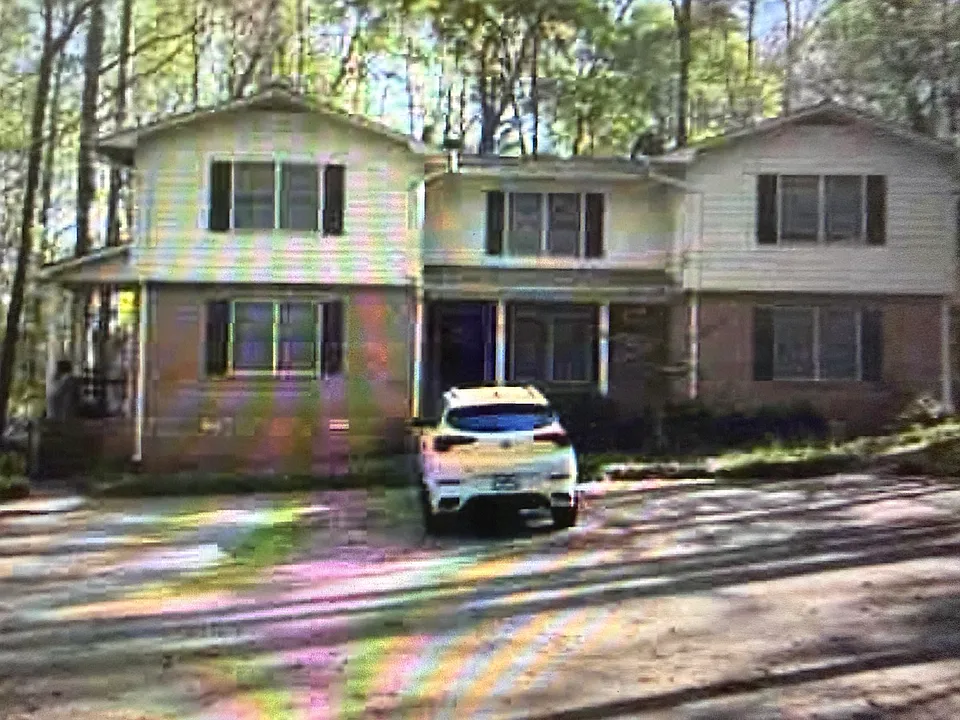 136 Highland Park Dr
