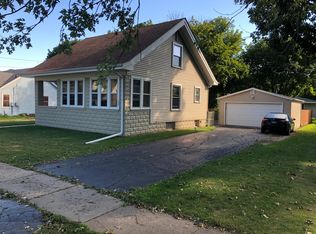504 W Washington St, Harvard, IL 60033