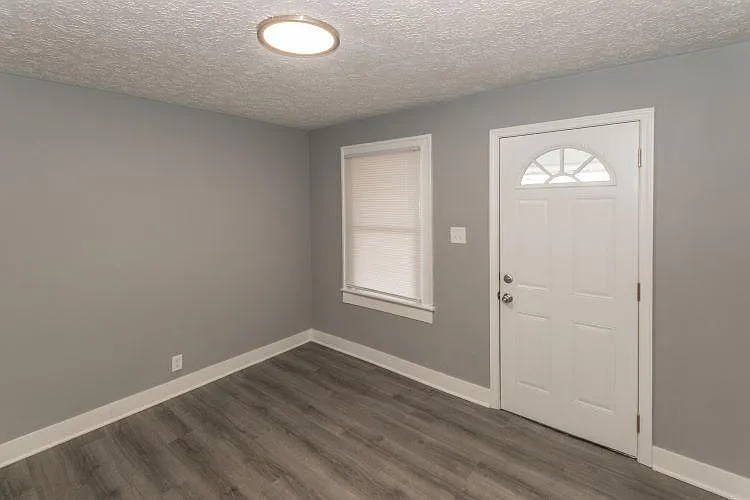 1 bed, 576 sqft, $850 — Photo 2