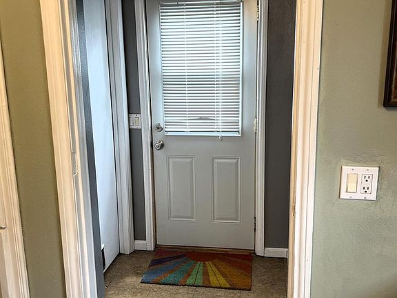5th image of 2517 RICE STREET