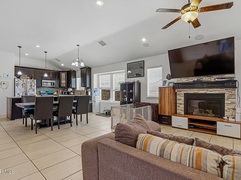 12748 Tre Maximiliano Ave — Photo 5