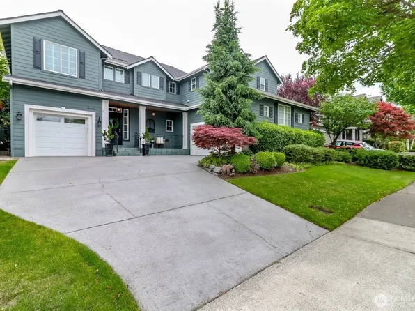 1847 Pointe Woodworth Drive NE, Tacoma, WA 98422