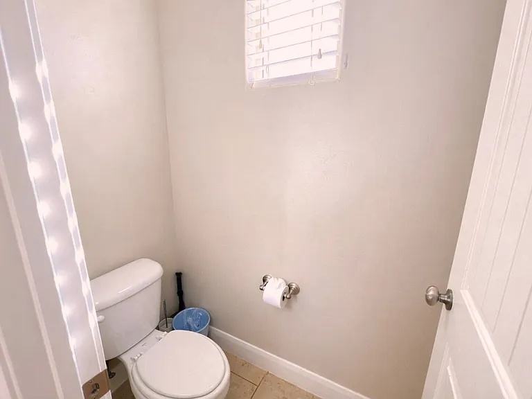 N Coral Ridge Dr — Photo 27