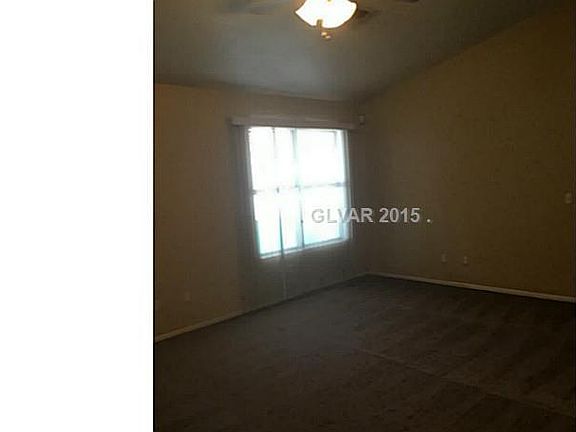 3rd image of 4320 Carmine St