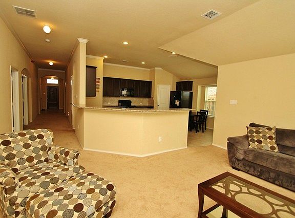 3rd image of 9140 Holliday Ln