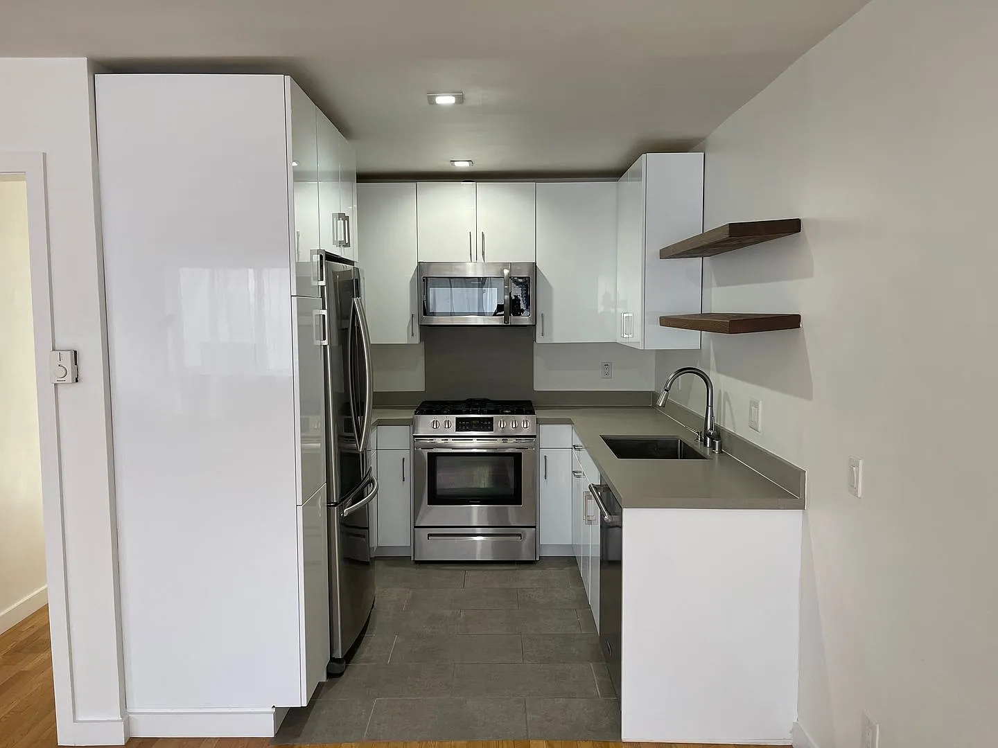 1104 Masselin — Photo 4