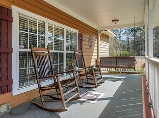 216 W Medina St, Summerville, SC 29483