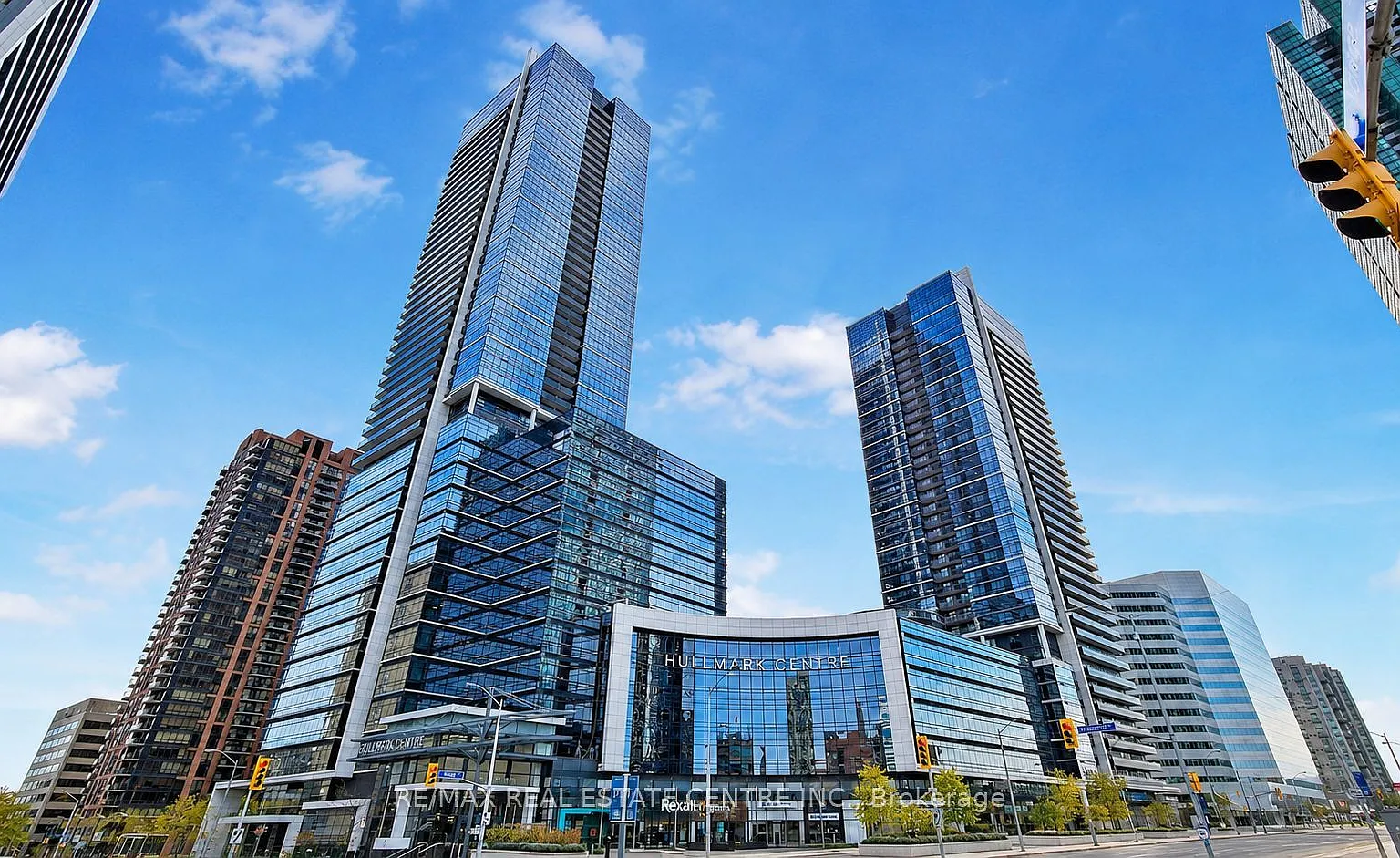 2 bed, $3,050 — Photo 1