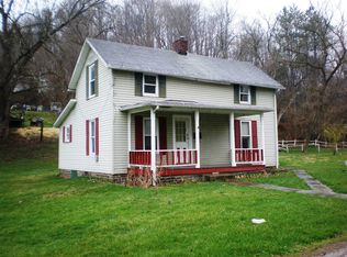 30 Cross St, Glouster, OH 45732