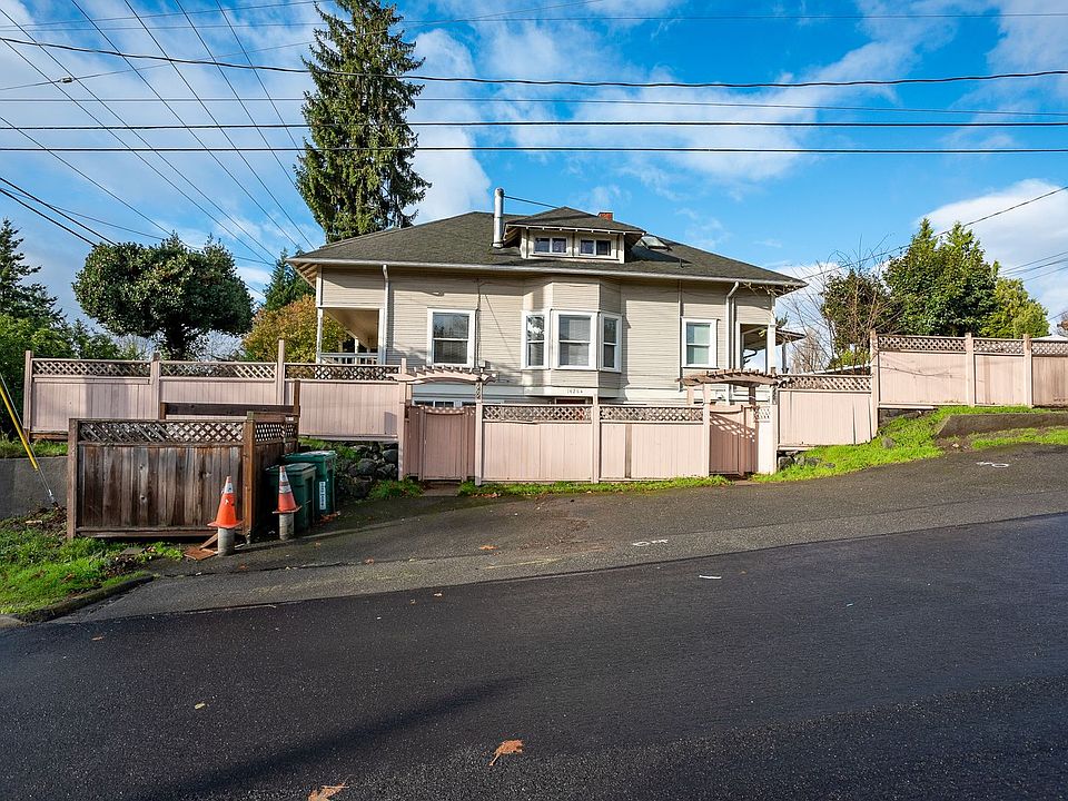 1st image of 1424 N Northgate Way