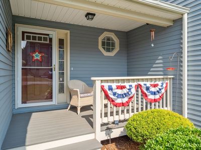 98 Colonial Dr, Sturbridge, MA, 01566