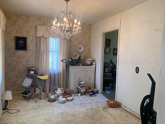 5th image of 1600 Coffee St
