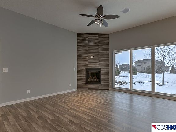 3rd image of 18716 Alder Dr
