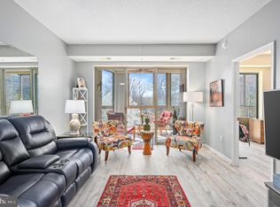 19355 Cypress Ridge Ter UNIT 422, Leesburg, VA 20176