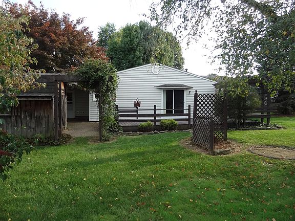 3rd image of 66 Swainford Dr