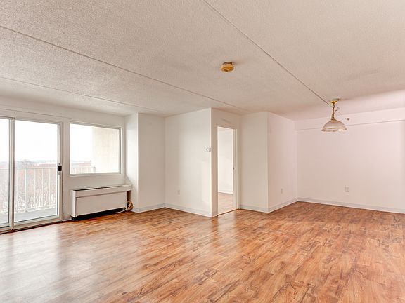 2nd image of 200 Cove Way Unit 1019