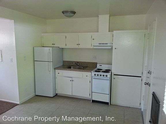 3rd image of 1825 Chapala St APT 34