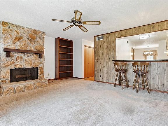 5th image of 800 Asheville Dr #800