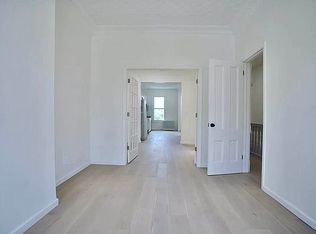 26 Roosevelt Pl #2, Brooklyn, NY 11233