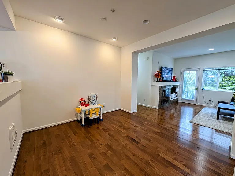 15720 Manor Way #U5 — Photo 6