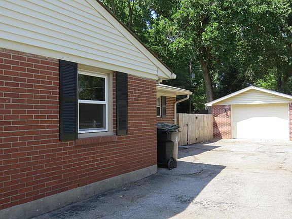 4th image of 3411 Terrier Ln