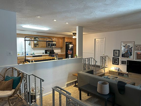 5th image of 3512 Panther Ln #1