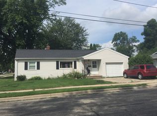 800 John St, Menasha, WI 54952