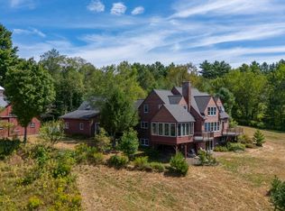 70 Green Ln, New London, NH 03257