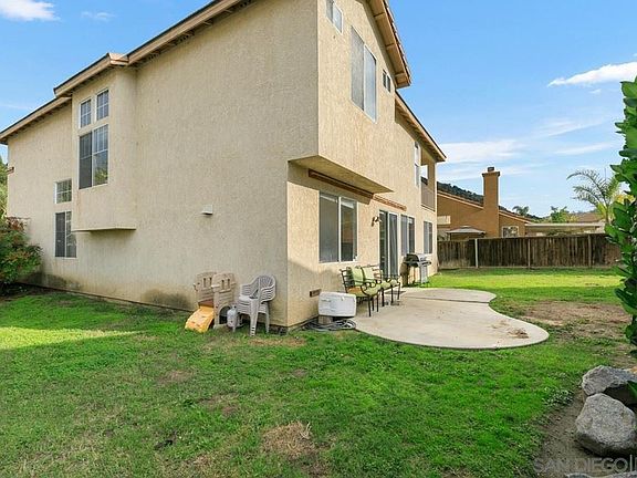 3rd image of 3359 Avocado Vista Ln N