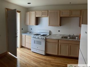 8222 S Dobson Ave, Chicago, IL 60619