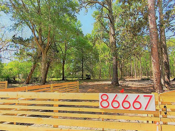 Plenty space for  Toys