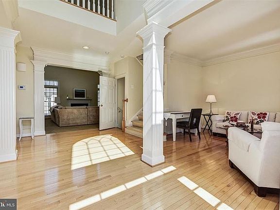 3rd image of 3804 Glen Eagles Dr