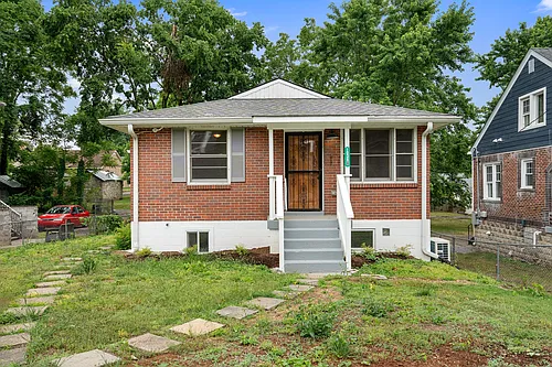 1036 Seymour Ave #A Photo 1 1036 Seymour Ave #A Photo 1