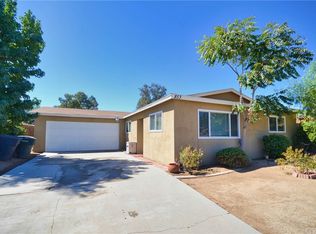 853 Geronimo Rd, Perris, CA 92570