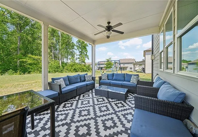 7455 Easton Valley Ln — Photo 42