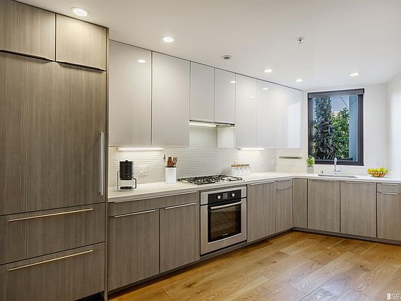 4th image of 300 Ivy St APT 200