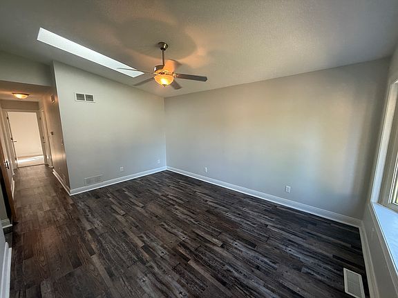 2nd image of 320 Midwestern Dr