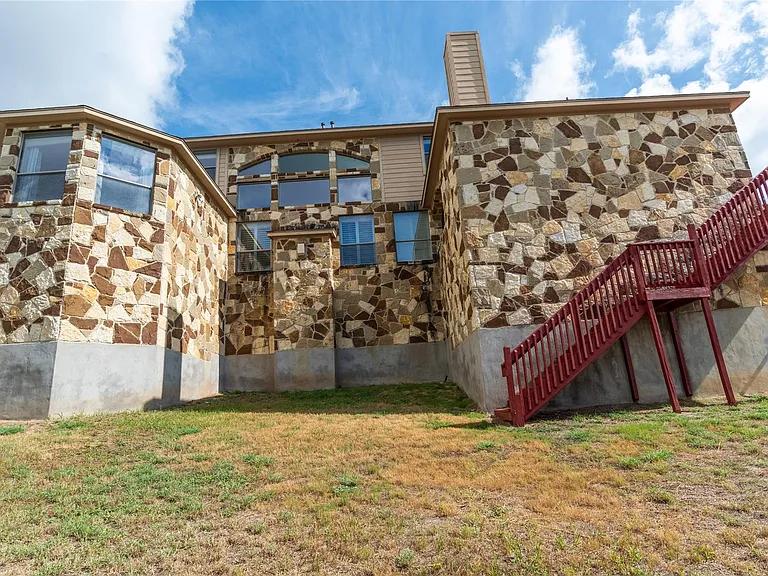1898 Long Bow Dr — Photo 22