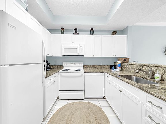 5th image of 515 Topsl Beach Blvd APT 212